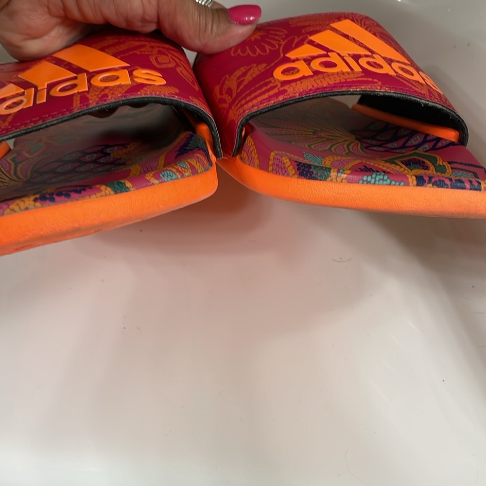 FARM Rio Adidas swim sandals . New condition . Size 8 - Picture 3 of 7